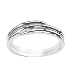 Srebrny pierścionek modowy